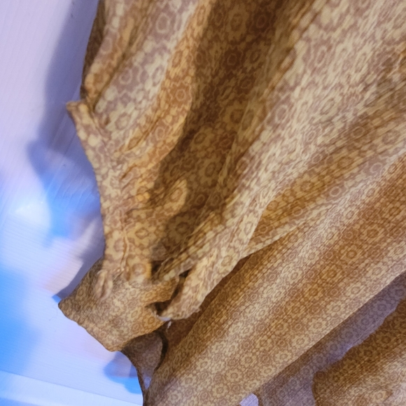 Joe fresh sheer flowy top size XS - Picture 4 of 14